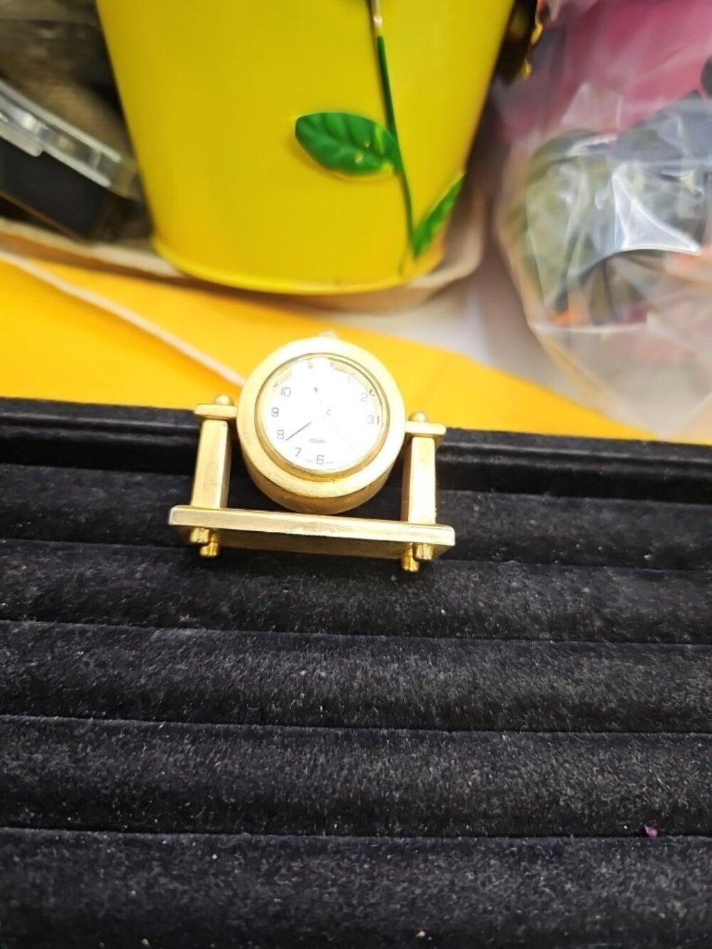 untested Goldtone Japan Movement  Quartz Needs Gentle Cleaning